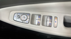 Hyundai SANTA FE 1.6 TGDi Plug-in Hybrid Ultimate 5dr 4WD Auto Estate